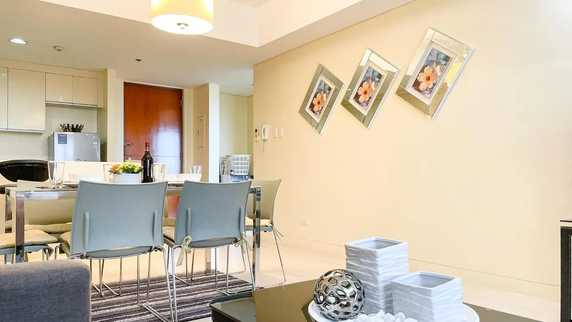 Full-Serviced Residential Apartment In The Infinity, Bgc Manila