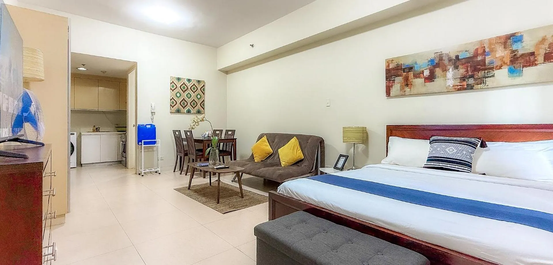 Full-Serviced Residential Apartment In The Infinity, Bgc Manila 0*,