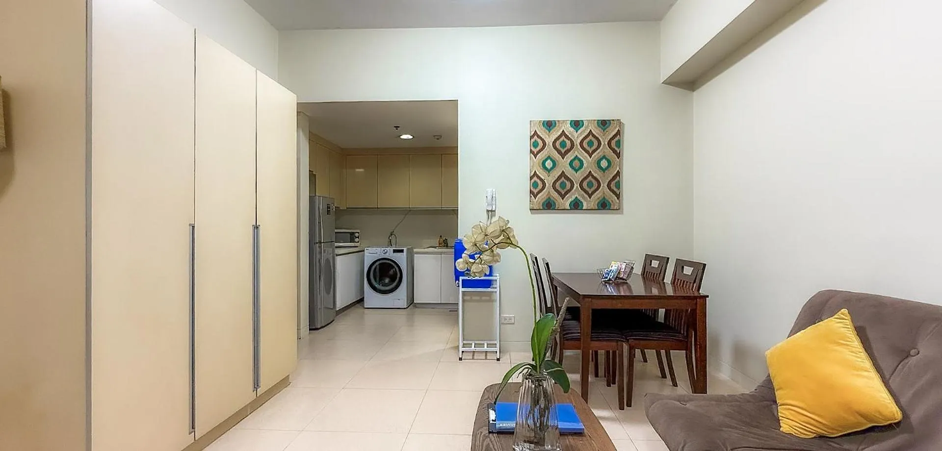 Full-Serviced Residential Apartment In The Infinity, Bgc Manila