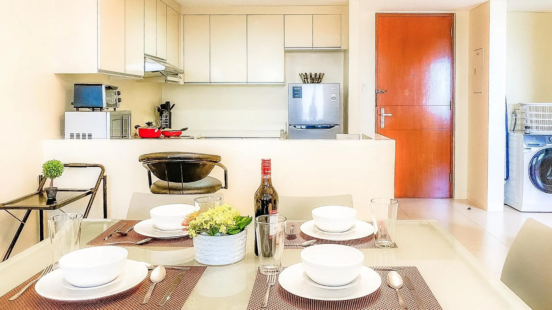 Full-Serviced Residential Apartment In The Infinity, Bgc Manila