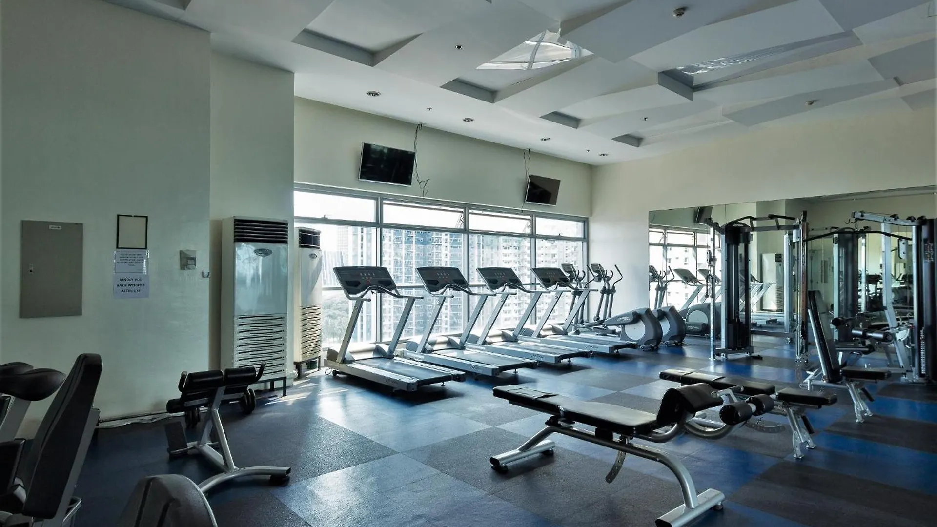 Full-Serviced Residential Apartment In The Infinity, Bgc Manila Hotel