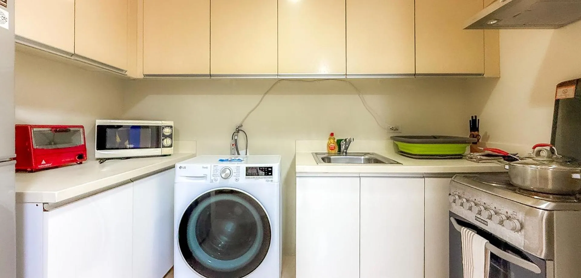 Full-Serviced Residential Apartment In The Infinity, Bgc Manila 0*,